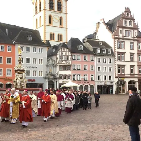 Ferienwohnung An Den Kaiserthermen Apartmán Trevír